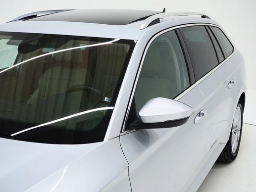 Škoda Superb - Afbeelding 13 van 30
