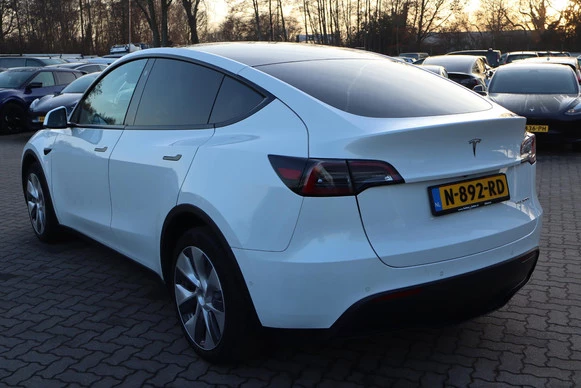 Tesla Model Y - Afbeelding 9 van 30