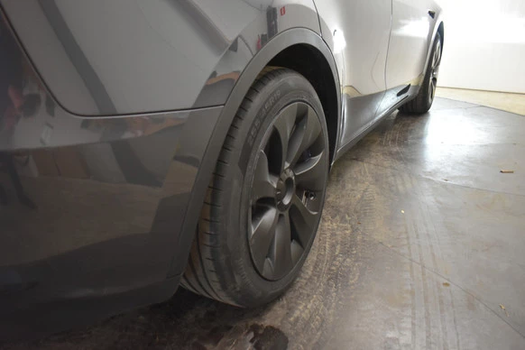 Tesla Model Y - Afbeelding 9 van 30