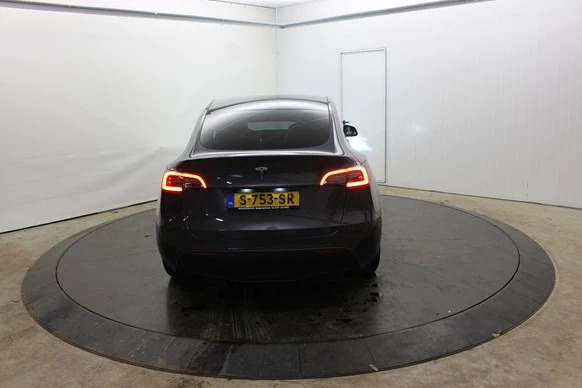 Tesla Model Y - Afbeelding 11 van 30