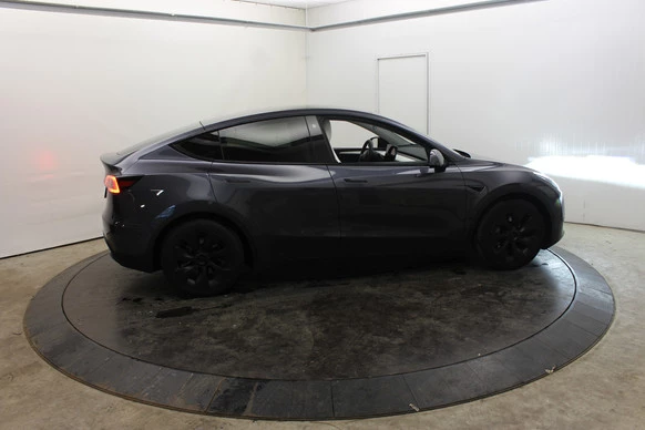 Tesla Model Y - Afbeelding 12 van 30