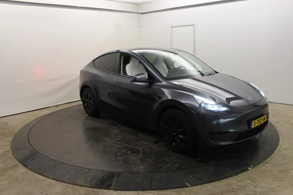 Tesla Model Y - Afbeelding 13 van 30