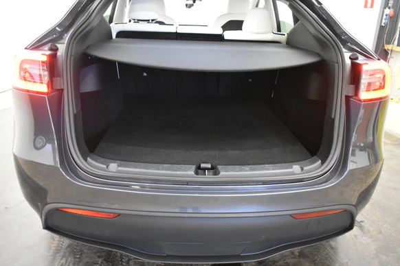 Tesla Model Y - Afbeelding 14 van 30