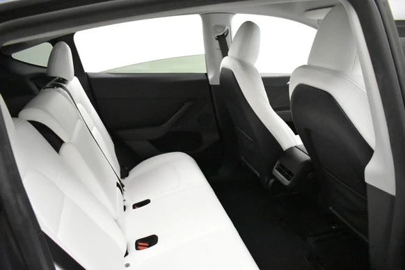 Tesla Model Y - Afbeelding 15 van 30