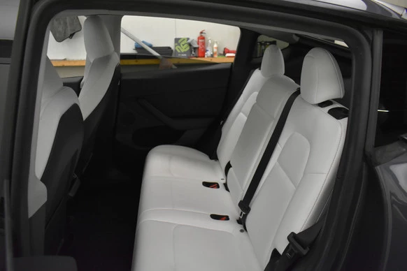 Tesla Model Y - Afbeelding 22 van 30