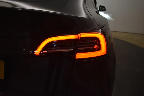 Tesla Model Y - Afbeelding 29 van 30
