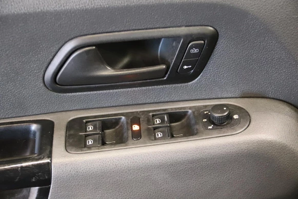 Volkswagen Amarok - Afbeelding 15 van 17