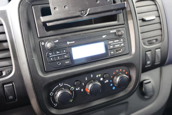 Opel Vivaro - Afbeelding 14 van 16