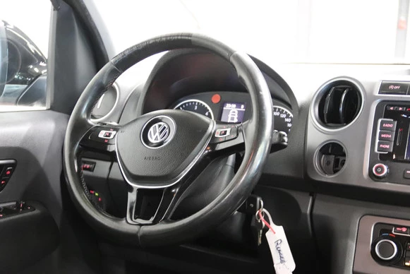 Volkswagen Amarok - Afbeelding 9 van 17