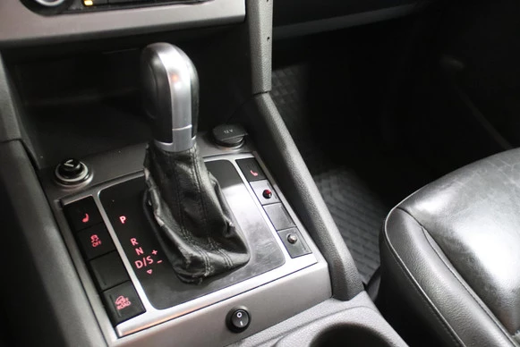 Volkswagen Amarok - Afbeelding 12 van 17