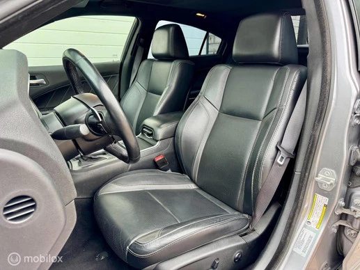 Dodge Charger - Afbeelding 8 van 25