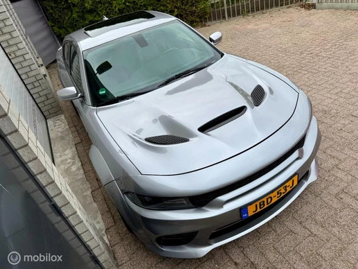 Dodge Charger - Afbeelding 13 van 25