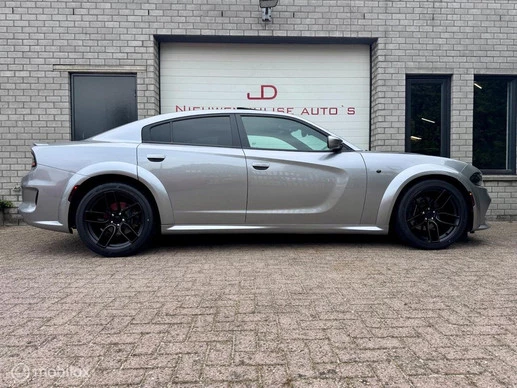 Dodge Charger - Afbeelding 18 van 25