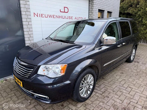 Chrysler Town & Country - Afbeelding 2 van 19