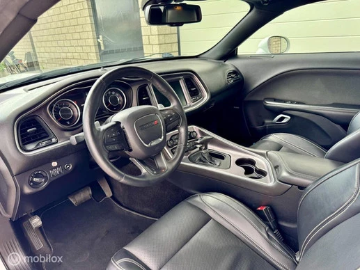 Dodge Challenger - Afbeelding 6 van 25