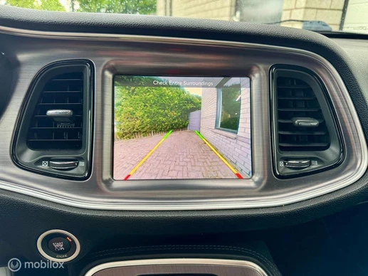 Dodge Challenger - Afbeelding 18 van 25