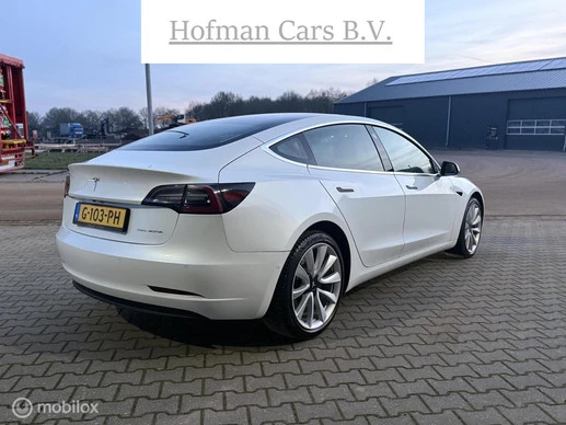 Tesla Model 3 - Afbeelding 3 van 14