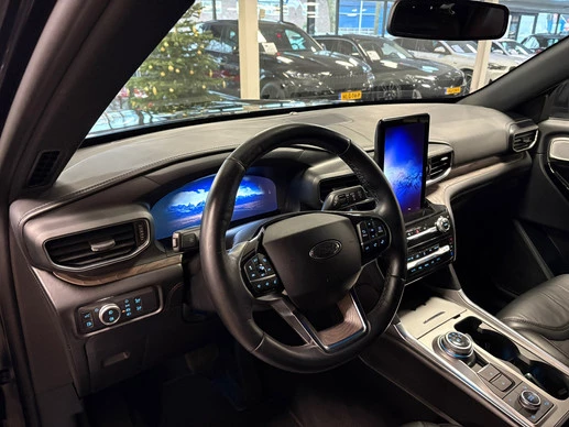 Ford Explorer - Afbeelding 13 van 30