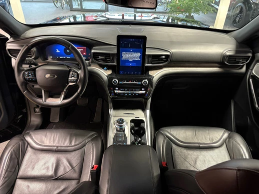 Ford Explorer - Afbeelding 24 van 30