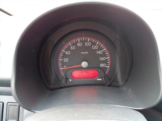 Suzuki Alto - Afbeelding 18 van 24