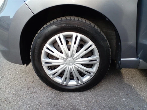 Suzuki Alto - Afbeelding 23 van 24