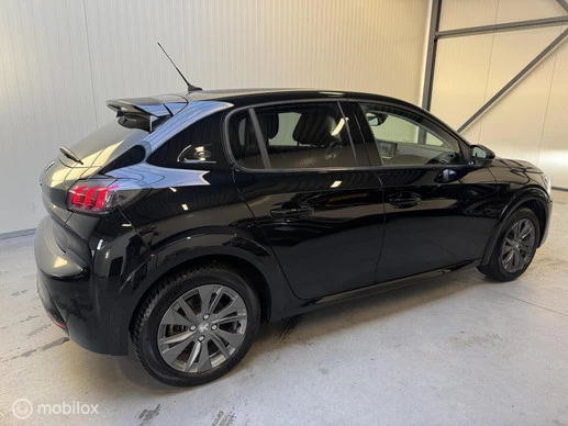 Peugeot e-208 - Afbeelding 7 van 17