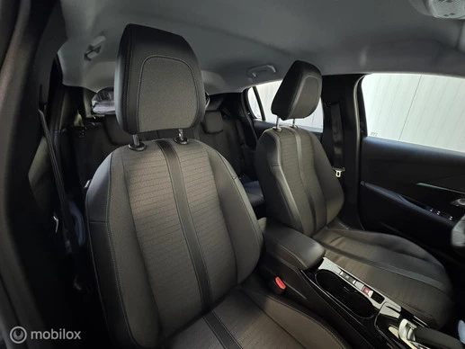 Peugeot e-208 - Afbeelding 14 van 17