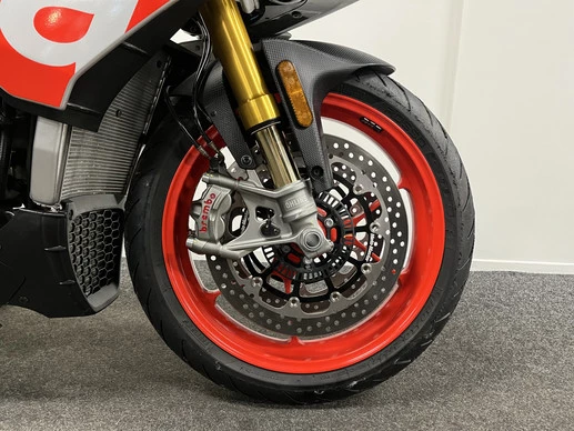 Aprilia Tuono V4 - Afbeelding 6 van 24