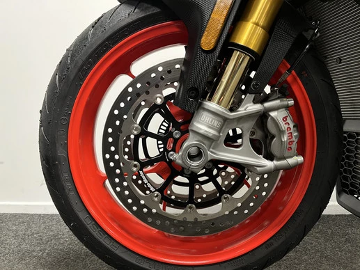 Aprilia Tuono V4 - Afbeelding 17 van 24