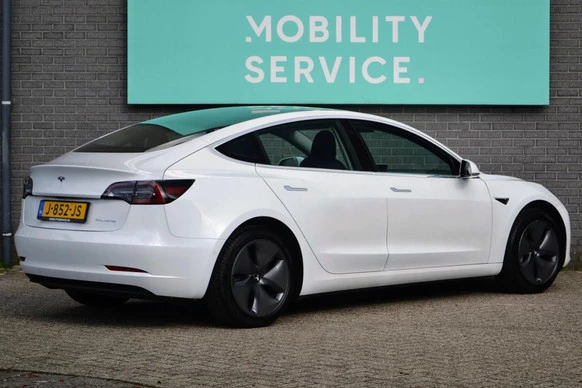 Tesla Model 3 - Afbeelding 3 van 30