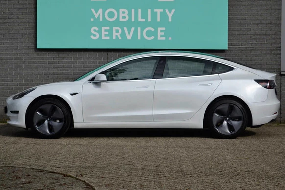 Tesla Model 3 - Afbeelding 7 van 30