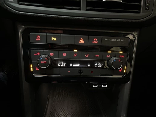 Volkswagen T-Cross - Afbeelding 18 van 27