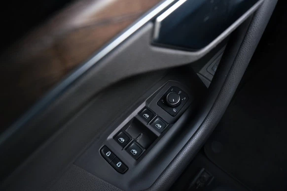 Volkswagen Touareg - Afbeelding 24 van 30