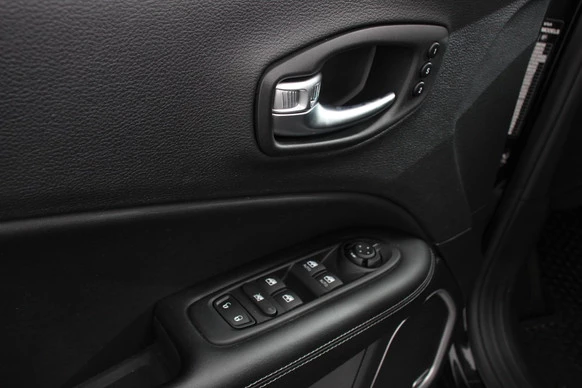 Jeep Compass - Afbeelding 12 van 30