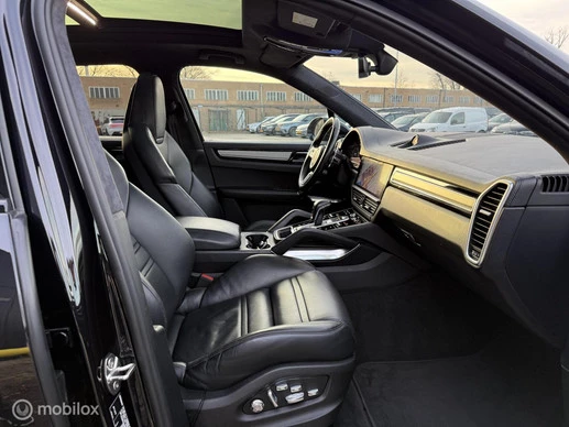 Porsche Cayenne - Afbeelding 18 van 26