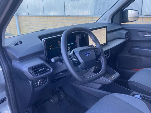 Ford Tourneo Courier - Afbeelding 5 van 30