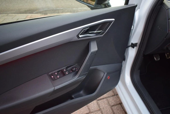 SEAT Ibiza - Afbeelding 18 van 30