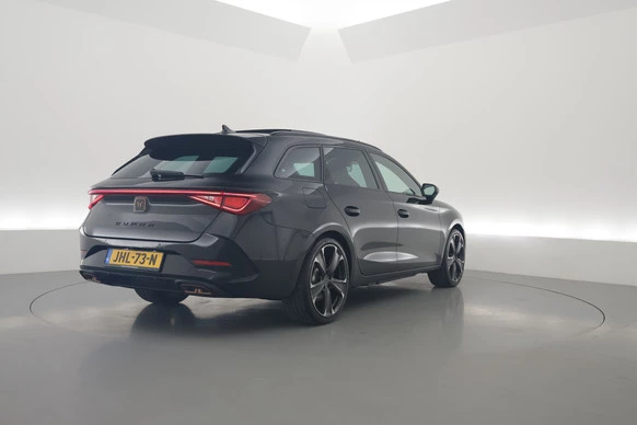 CUPRA Leon Sportstourer - Afbeelding 2 van 30