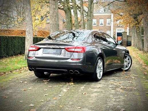 Maserati Quattroporte - Afbeelding 2 van 30