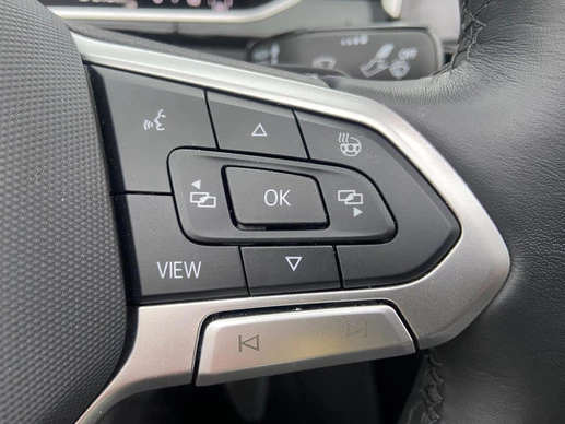 Volkswagen T-Roc - Afbeelding 18 van 20