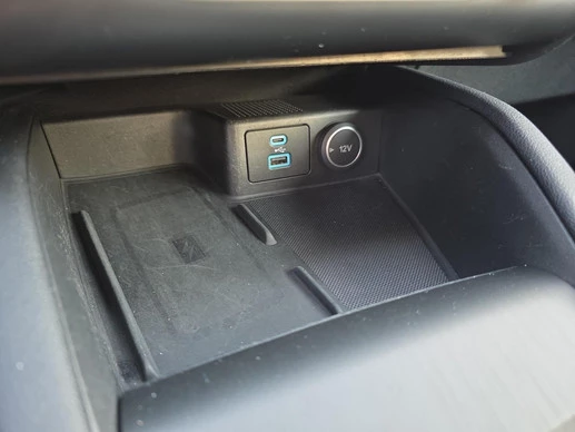 Ford Kuga - Afbeelding 25 van 30