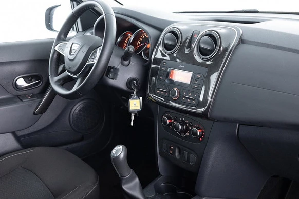 Dacia Sandero - Afbeelding 3 van 28