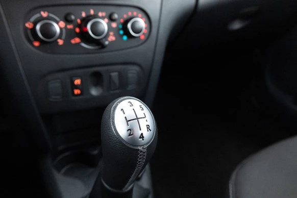 Dacia Sandero - Afbeelding 13 van 28