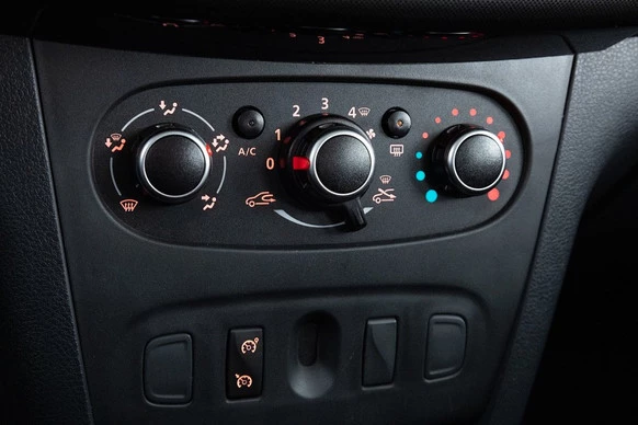 Dacia Sandero - Afbeelding 12 van 28