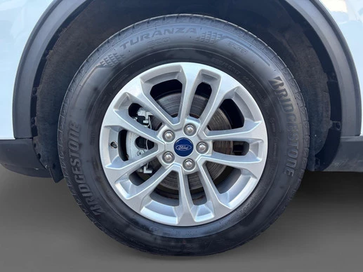 Ford Kuga - Afbeelding 8 van 30