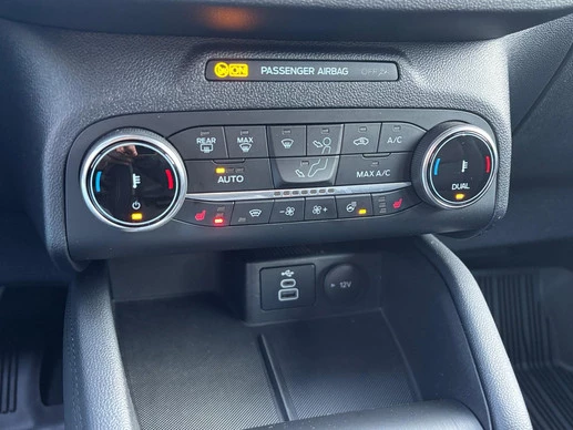 Ford Kuga - Afbeelding 28 van 30