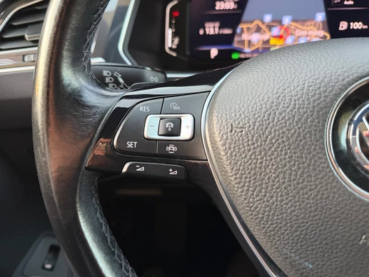 Volkswagen Tiguan - Afbeelding 19 van 27