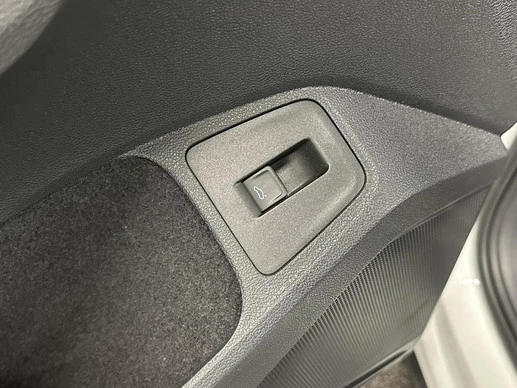 Volkswagen Tiguan - Afbeelding 17 van 30