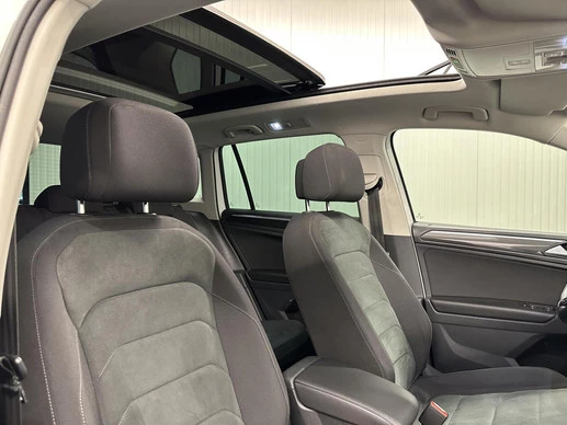 Volkswagen Tiguan - Afbeelding 13 van 30