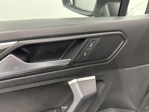 Volkswagen Tiguan - Afbeelding 17 van 30